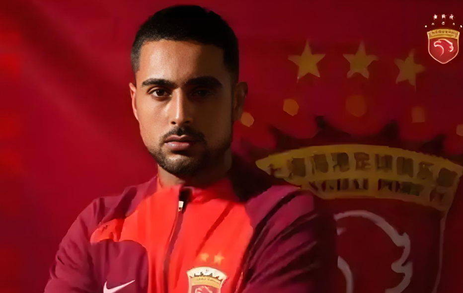 上港功勋外援1月16日官宣发声！正式告别俱乐部，已现身新东家