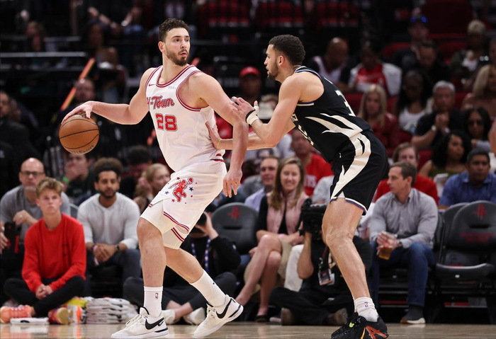 奥客网站-4连胜来到第5,火箭队有4个变化,一人可以重用,一招也能玩转|谢泼德|雄鹿|乌度卡|密尔沃基雄鹿队|休斯敦火箭队_新浪体育_新浪新闻